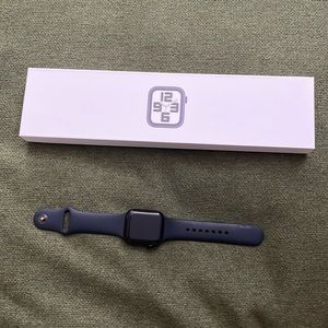 Apple Watch SE (2nd Gen) 40mm